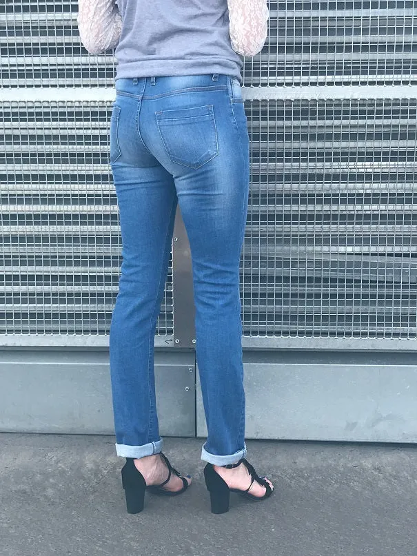 Jean femme grande slim délavé bleach– Entrejambe 95 cm