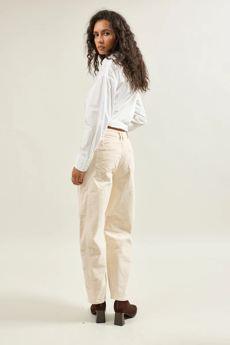 Pantalon Violette Coupe Ballon Velours Côtelé