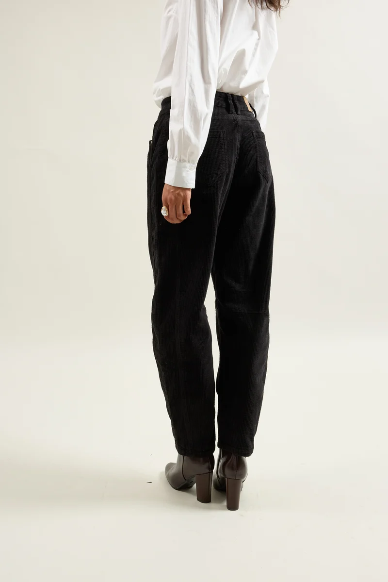 Pantalon Violette Coupe Ballon Velours Côtelé