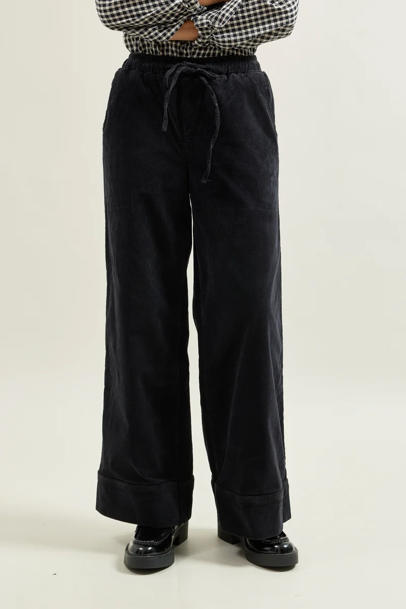 Pantalon Rose Large en Velours Côtelé