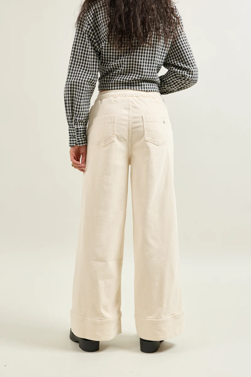 Pantalon Rose Large en Velours Côtelé