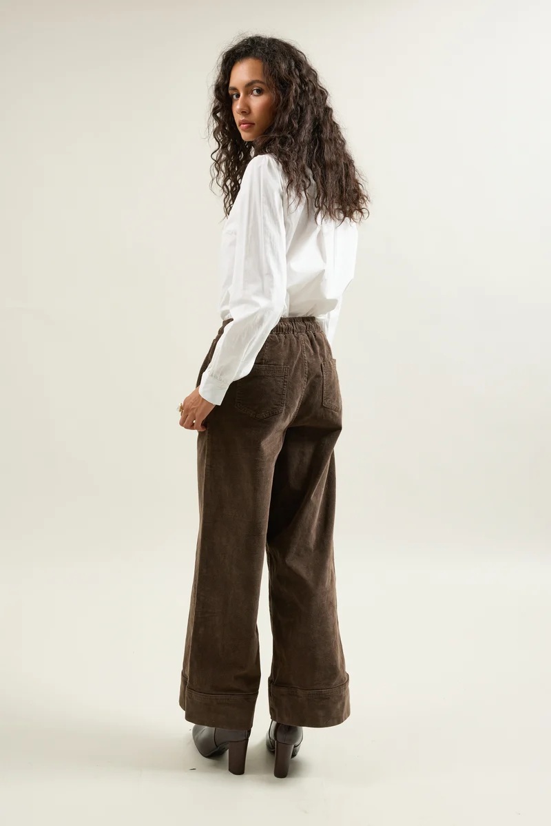Pantalon Rose Large en Velours Côtelé