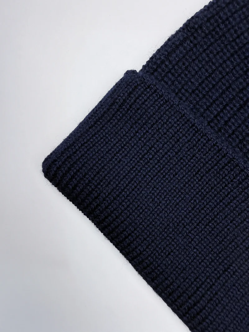SEAMLESS MERINO BEANIE