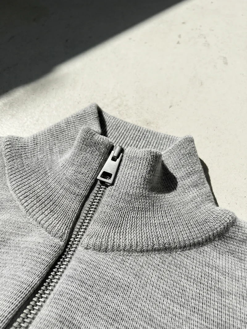 ULTRA MERINO ZIP PULLOVER