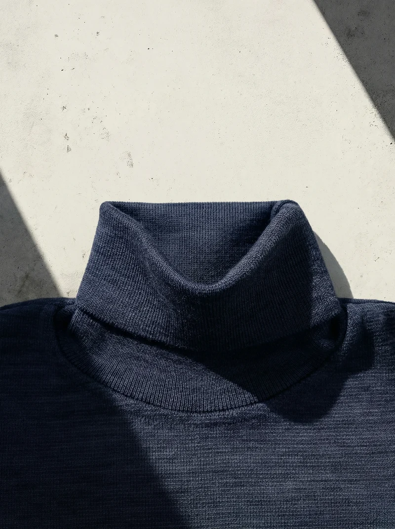 ULTRA MERINO TURTLENECK