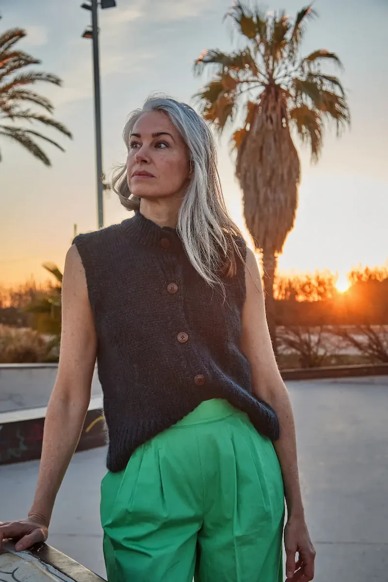 FRIDA Sleeveless Cardigan in Mohair and Silk - Midnight Blue