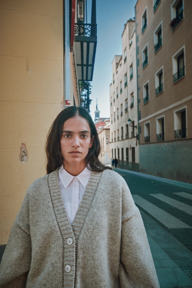 LUNA Batwing Cardigan in Merino Wool - Beige