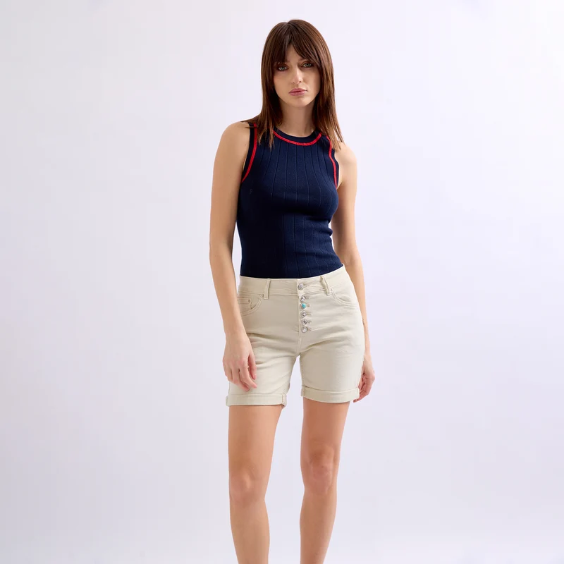 Short Couleurs Avec Boutons Fantaisies