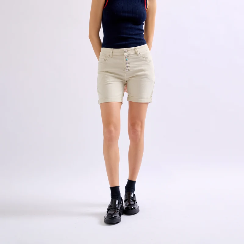 Short Couleurs Avec Boutons Fantaisies
