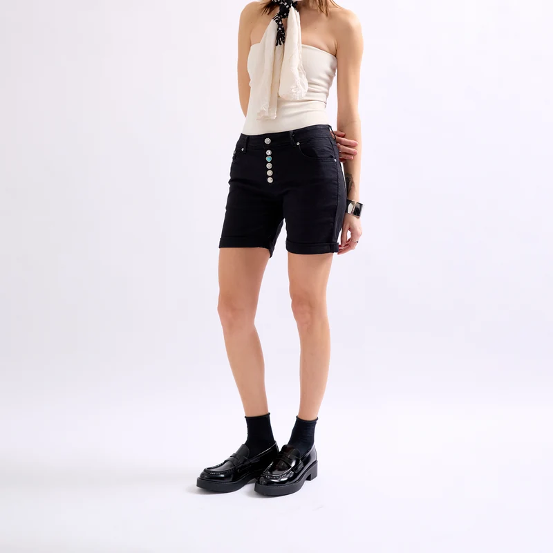 Short Couleurs Avec Boutons Fantaisies
