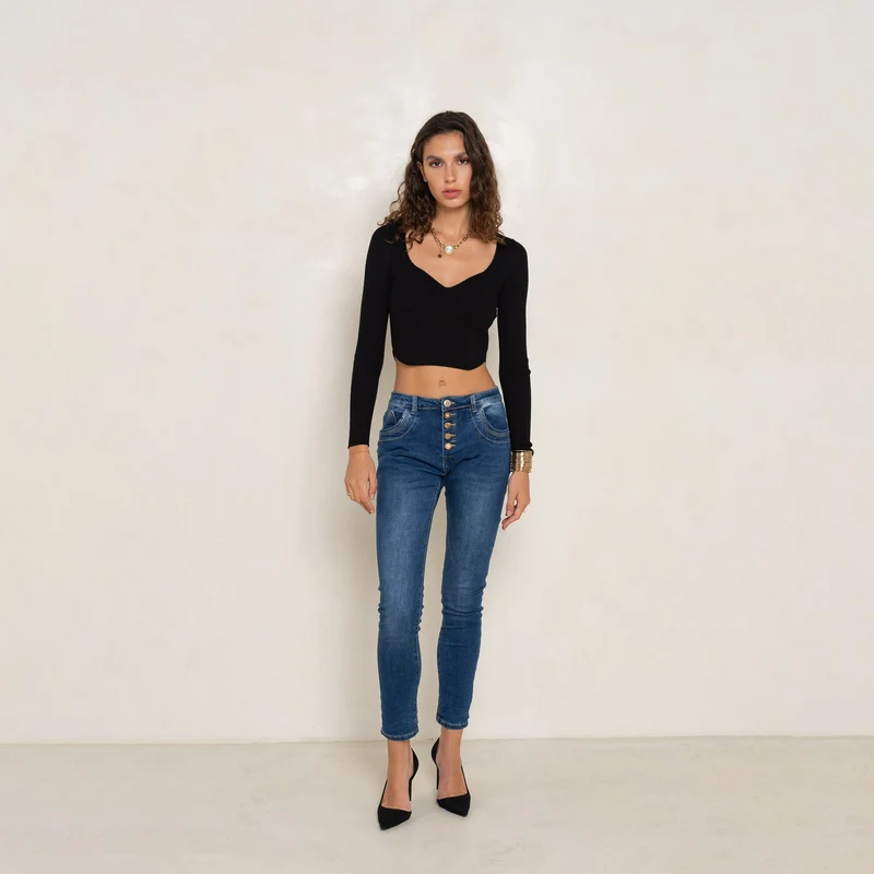 Jean Boyfriend Taille Haute Boutons Fantaisies Dorés