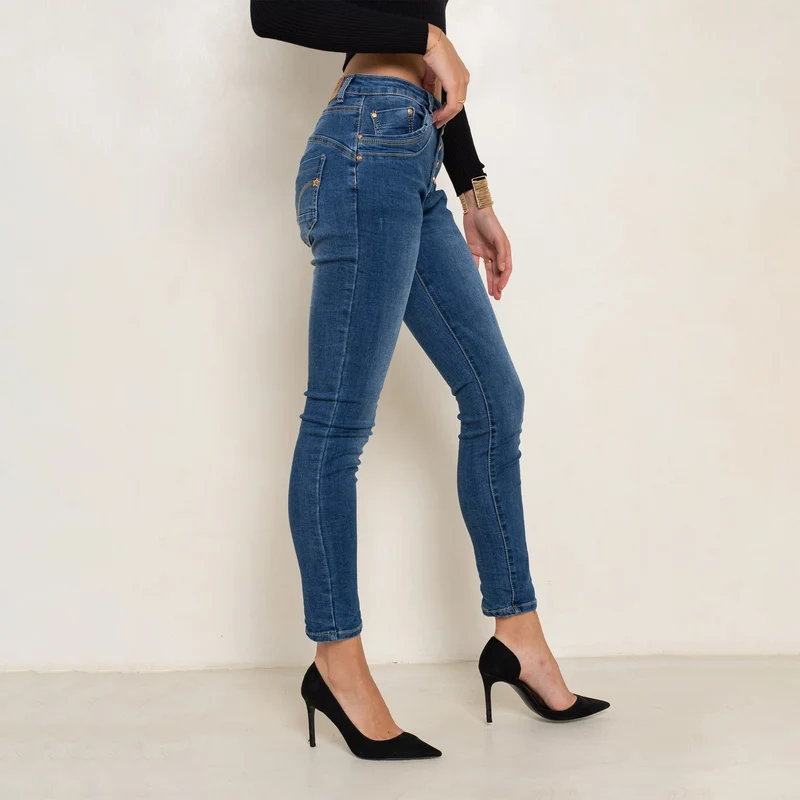 Jean Boyfriend Taille Haute Boutons Fantaisies Dorés