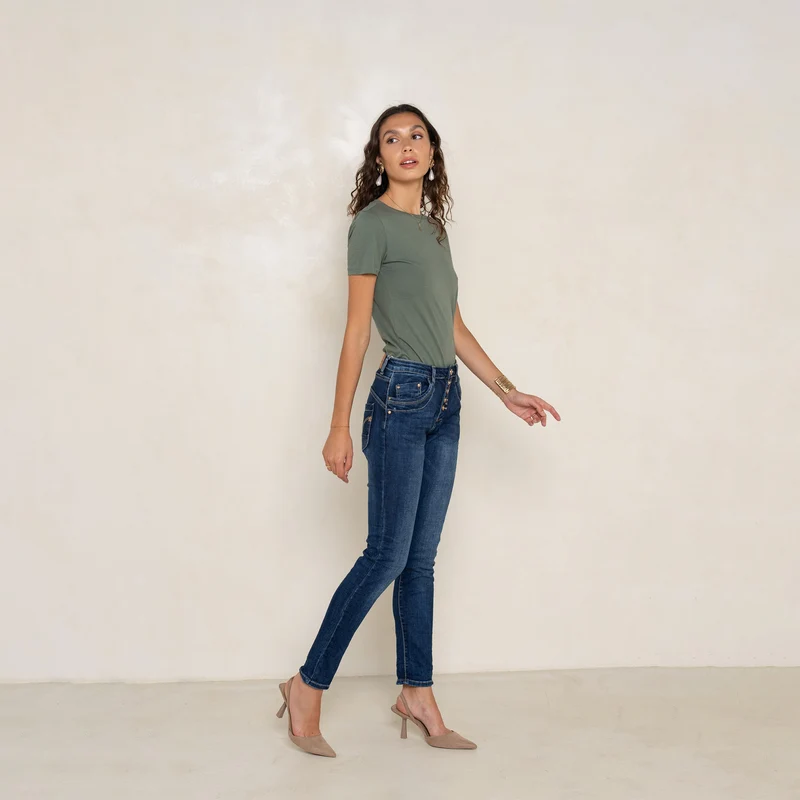 Jean Boyfriend Taille Haute Boutons Fantaisies Dorés