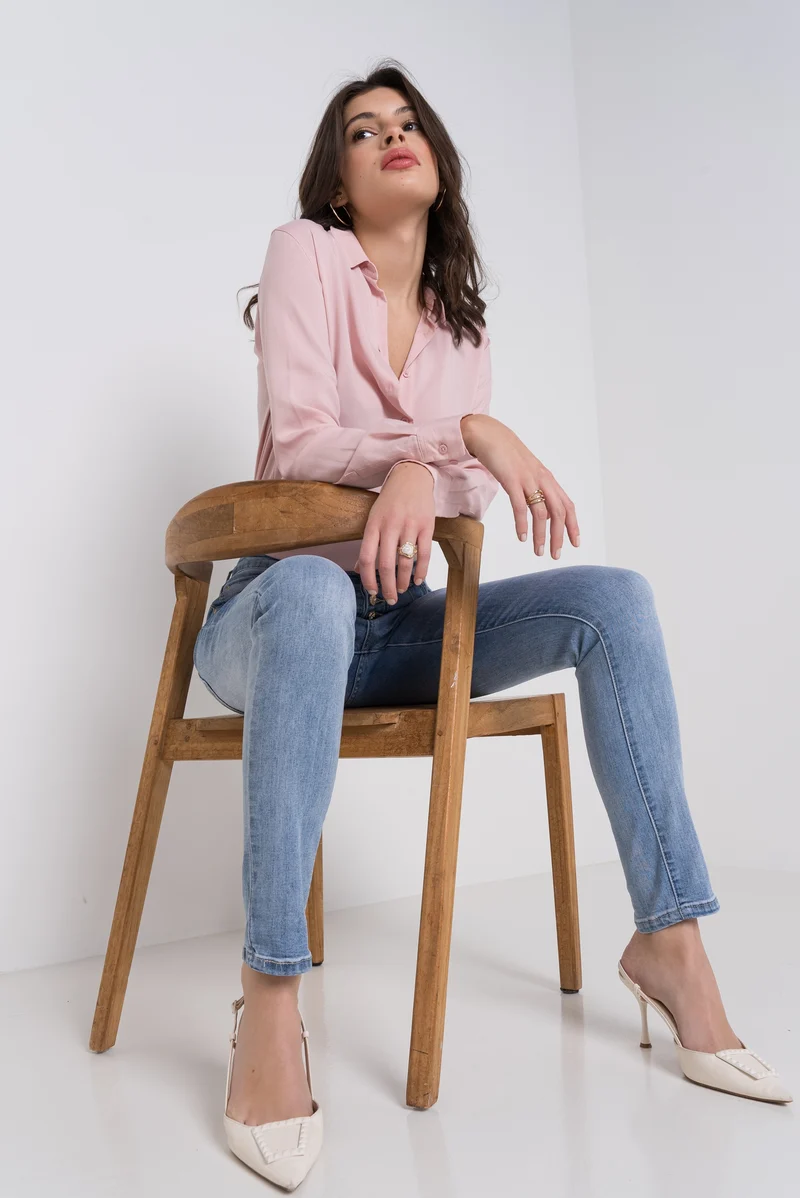 Jean Boyfriend Taille Haute Boutons Fantaisies Dorés