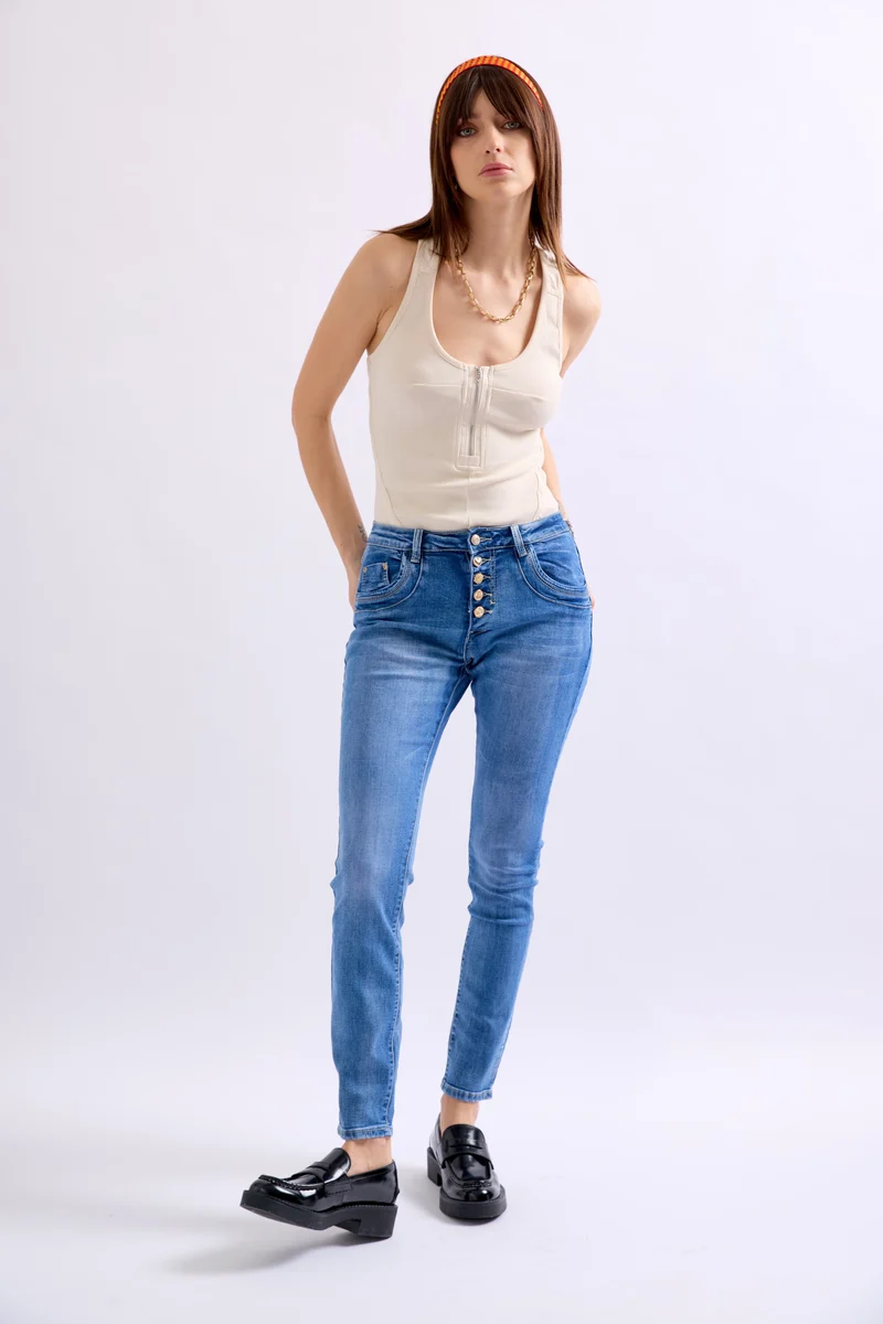 Jean Boyfriend Taille Haute Boutons Fantaisies Dorés