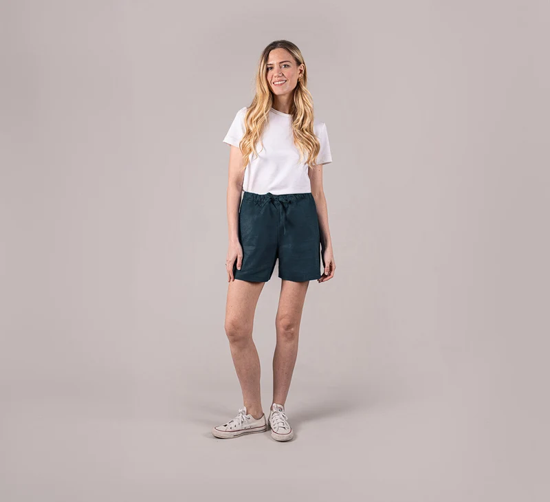 WOMAN HEMP SHORTS