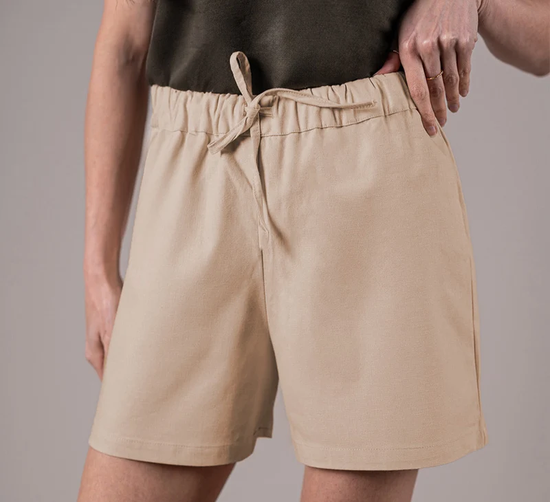 WOMAN HEMP SHORTS