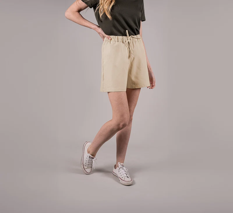 WOMAN HEMP SHORTS