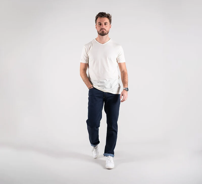 ACTION MERINO V-NECK TEE