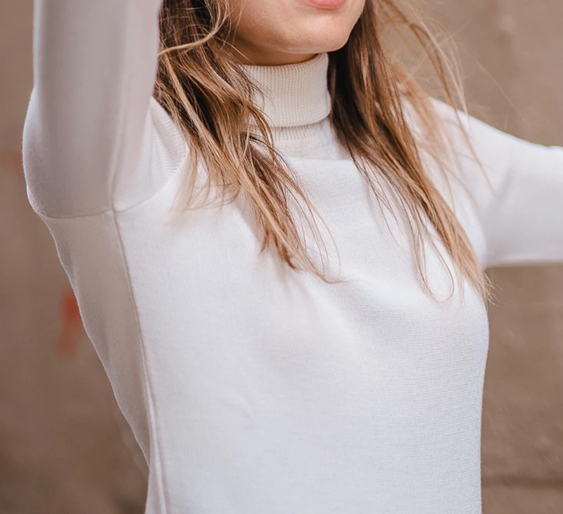 WOMAN MERINO TURTLENECK