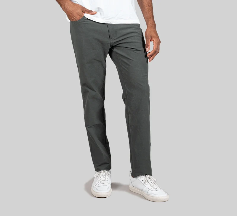 EVERYDAY JEANS