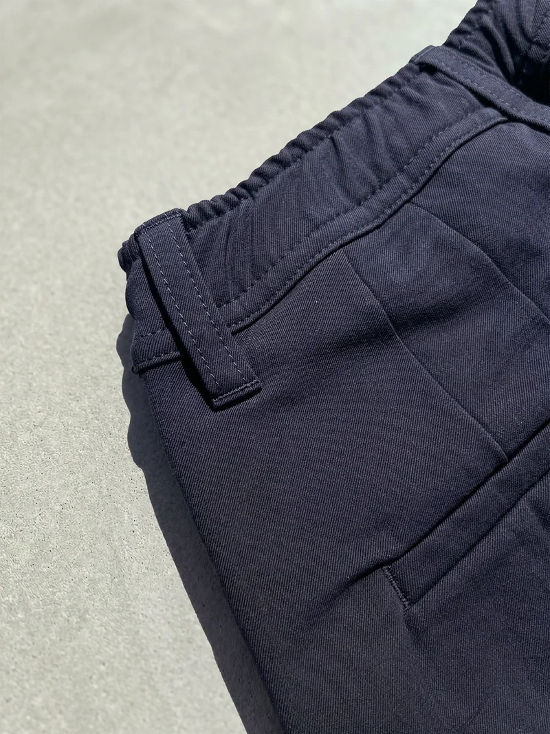 WOMAN PERFORMANCE CHINOS