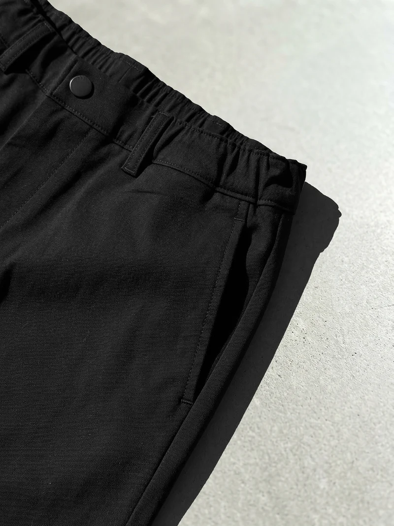 WOMAN PERFORMANCE CHINOS