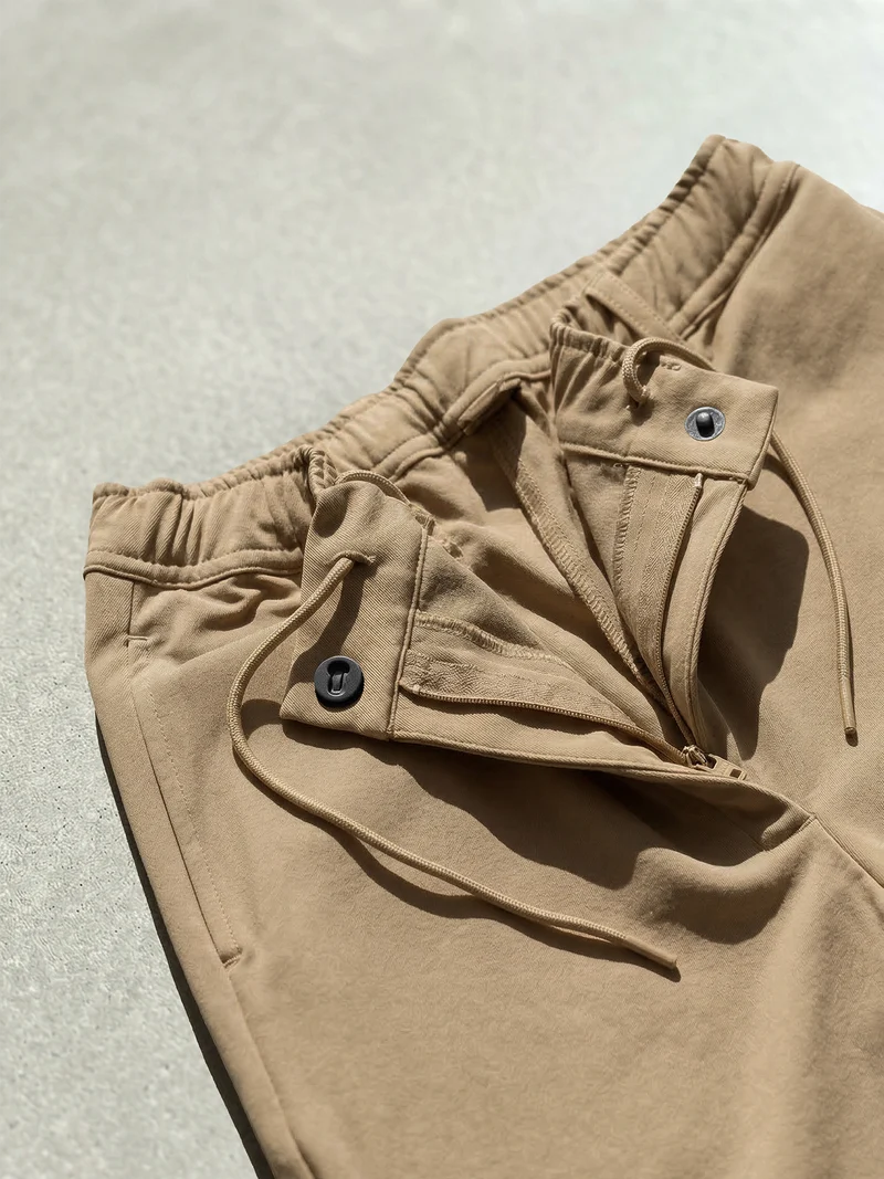 WOMAN PERFORMANCE CHINOS