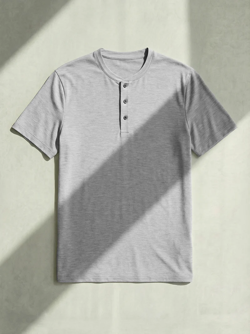 PERFORMANCE MERINO HENLEY
