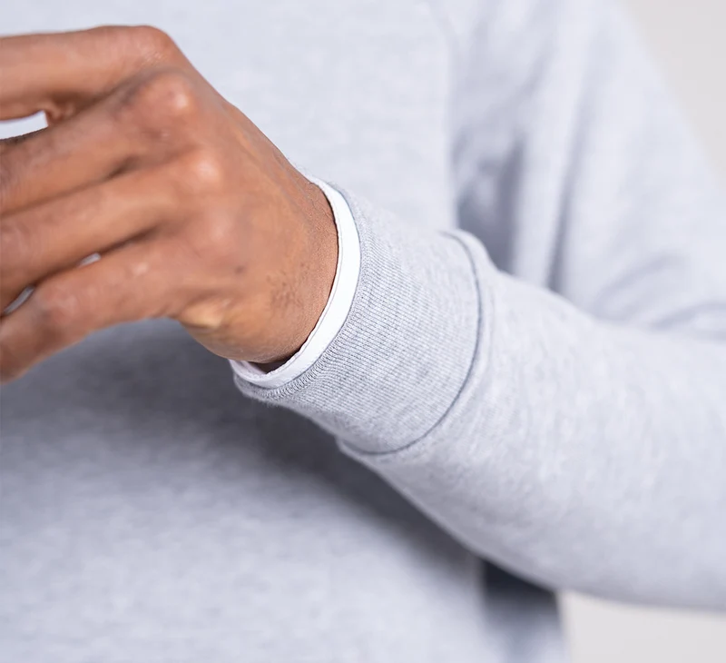 ESSENTIAL MERINO HOODIE
