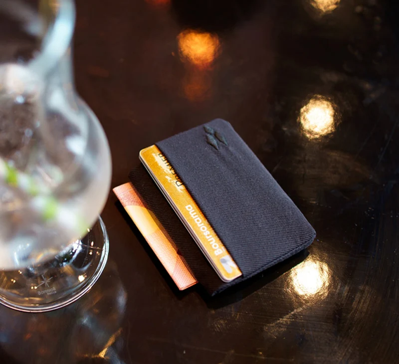 MINIMALIST WALLET