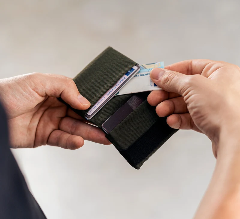 MINIMALIST WALLET