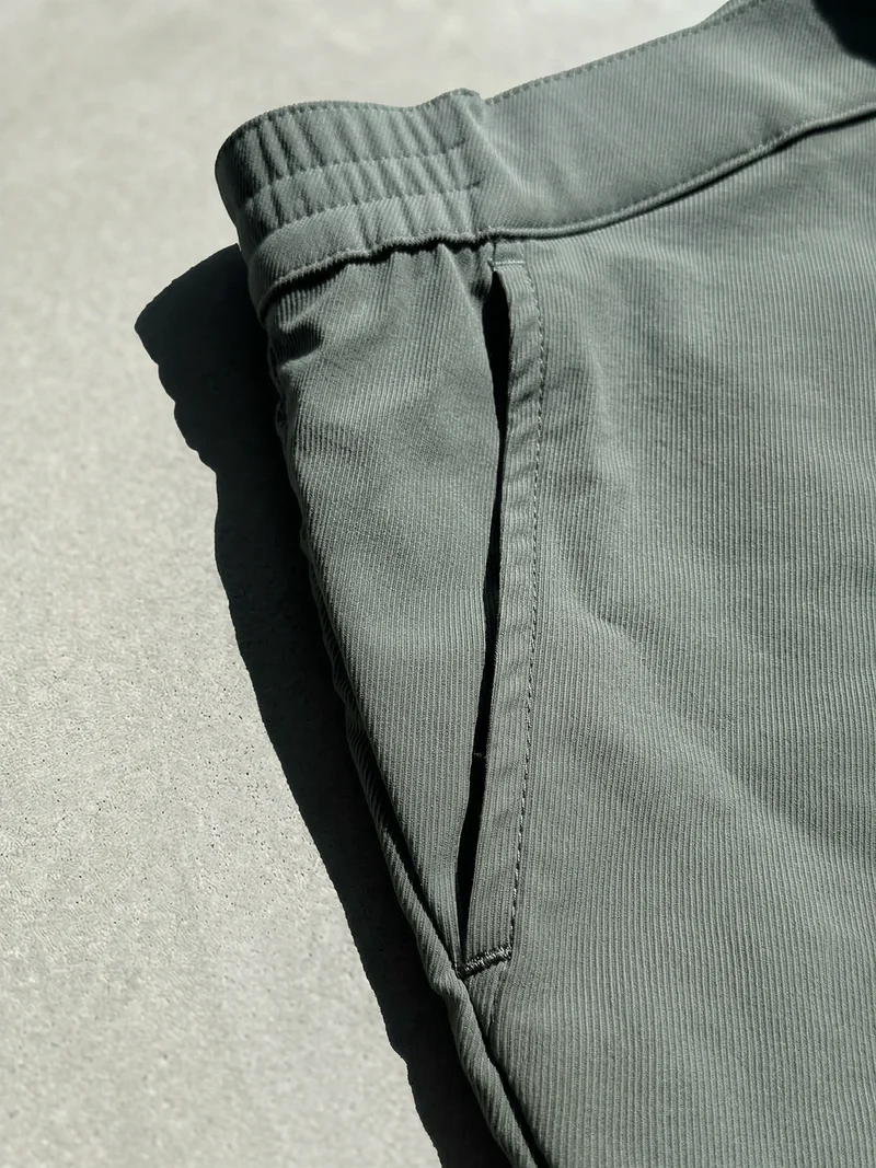 ALL-AROUND SHORTS