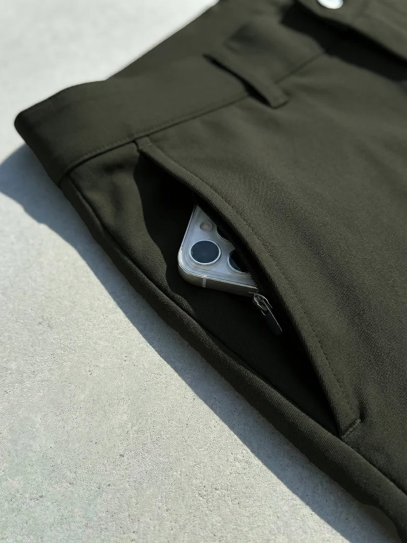 PERFORMANCE CHINOS