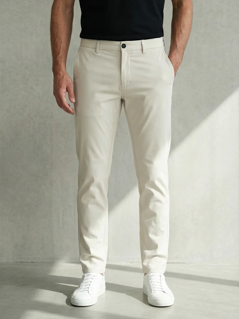 PERFORMANCE CHINOS
