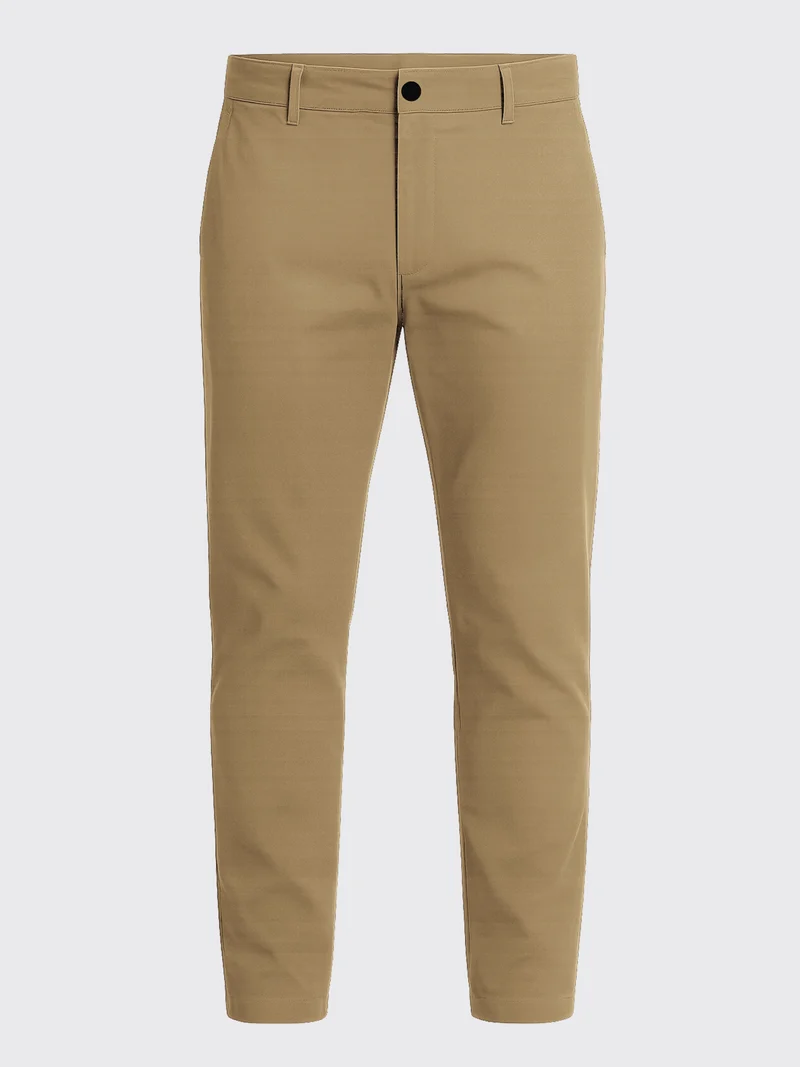 PERFORMANCE CHINOS