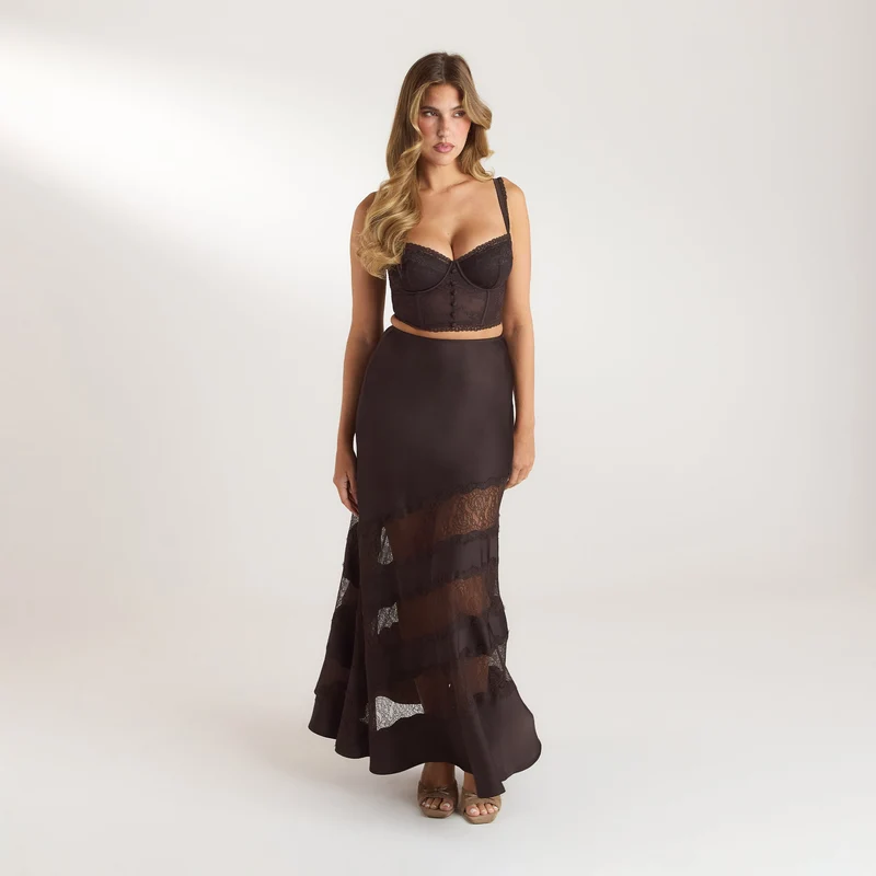 Jupe Maxi avec Empiècements en Dentelle - Chocolat