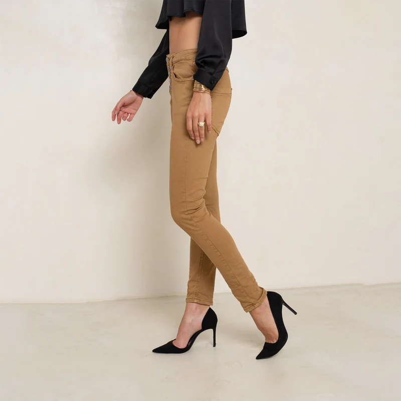 Pantalon Boyfriend à Boutons Fantaisies Argentés
