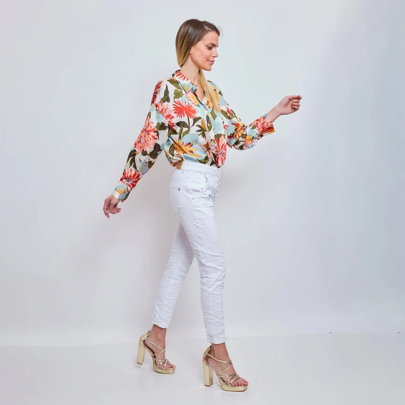 Pantalon Boyfriend couleur avec revers blanc