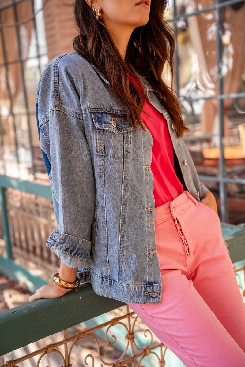Pantalon Boyfriend couleur avec revers blanc