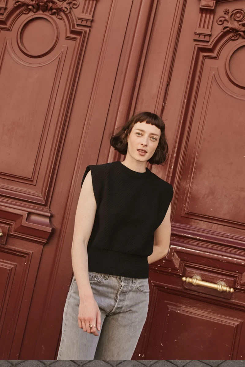 VALENTINE Sleeveless Top in Organic Cotton - Black