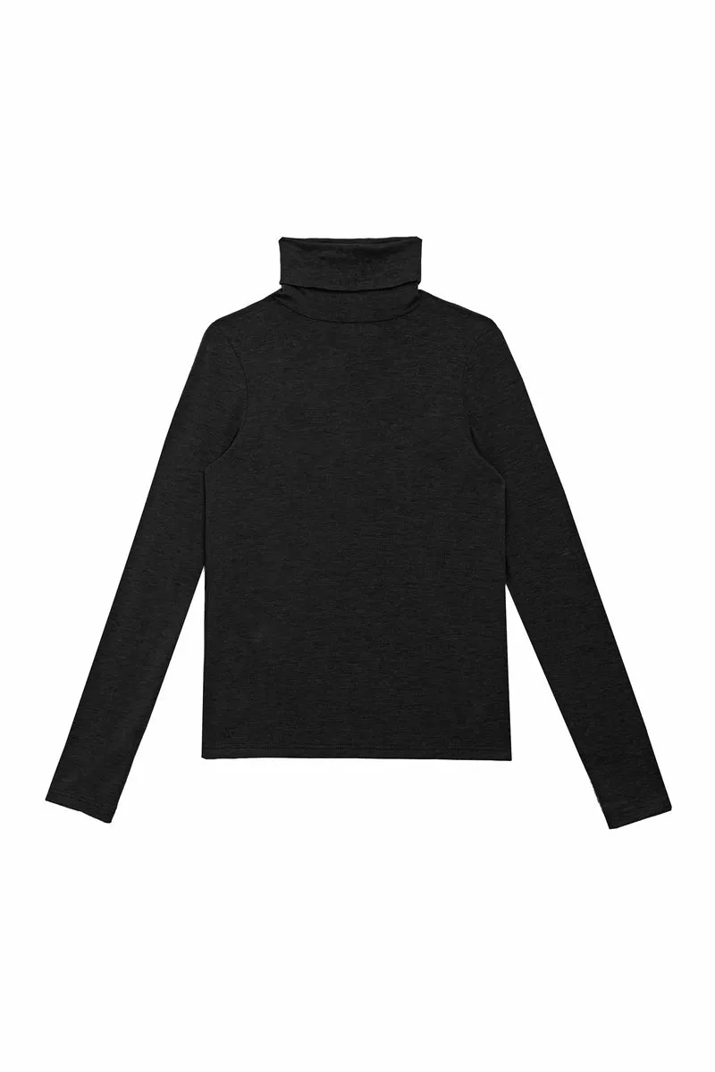 Tova – T-shirt col roulé
