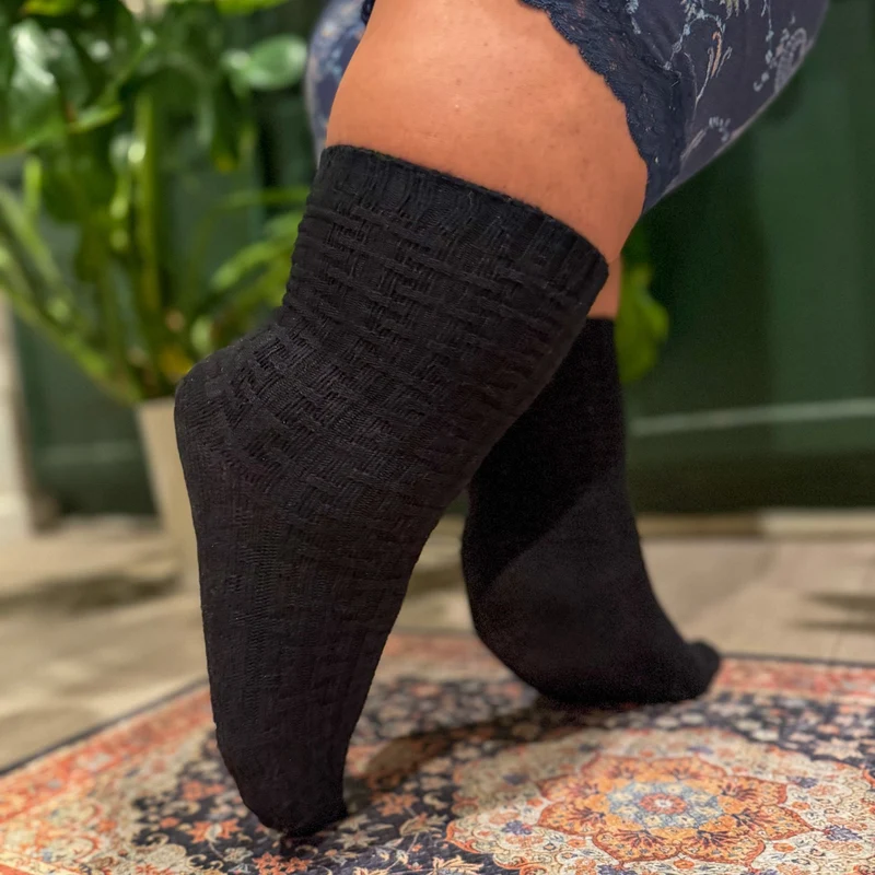 Everyday Crew Socks - 5 Pairs in Black