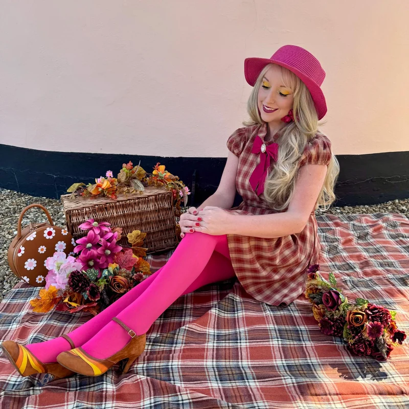 80 Denier Tights - Gnome Nose