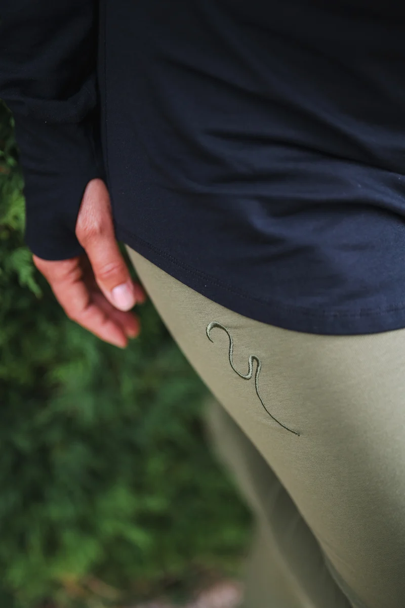 Lunara Longsleeve Shirt — Mercerized Organic Cotton Yoga Longsleeve with Thumb Loops