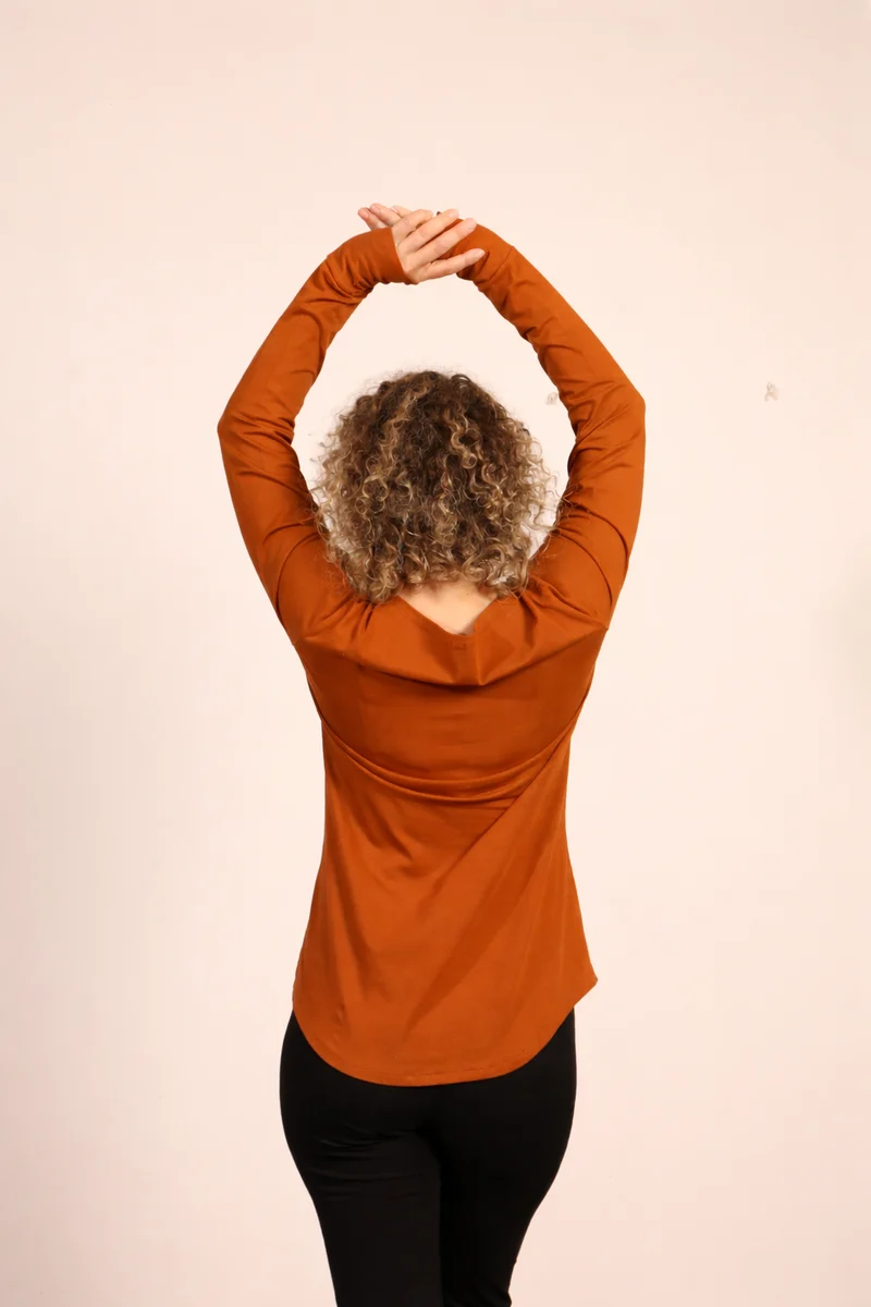 Lunara Longsleeve Shirt — Mercerized Organic Cotton Yoga Longsleeve with Thumb Loops