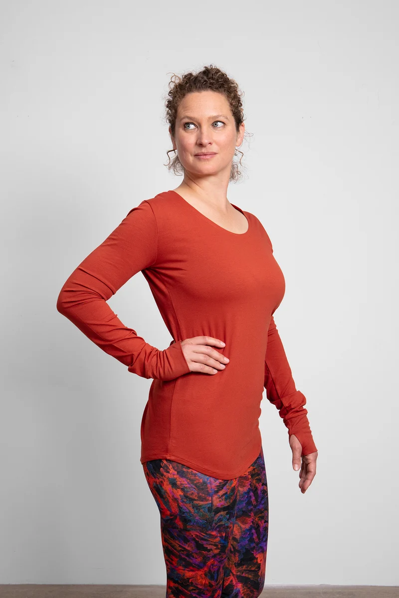 Lunara Longsleeve Shirt — Mercerized Organic Cotton Yoga Longsleeve with Thumb Loops