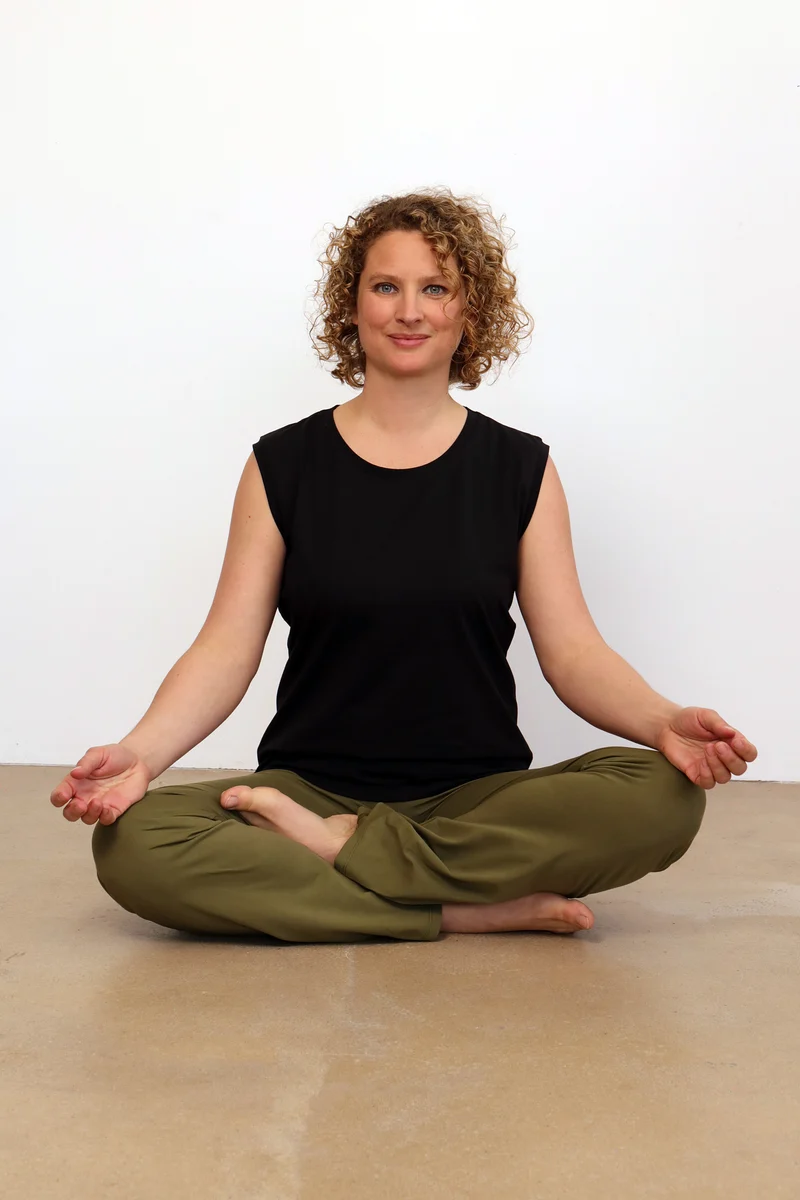 Maia Tank Top — Close-Fit Mercerized Organic Cotton Sleeveless Yoga Tank with Higher Neckline