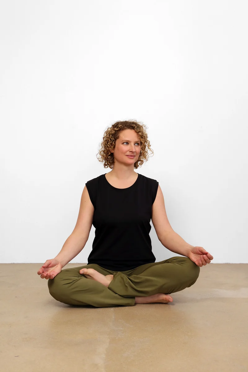 Maia Tank Top — Close-Fit Mercerized Organic Cotton Sleeveless Yoga Tank with Higher Neckline