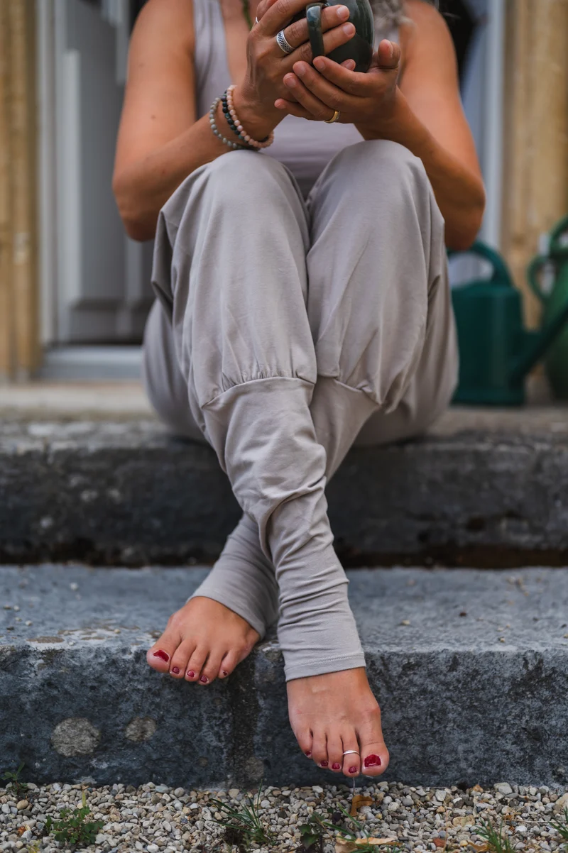 Sohang Yoga Pants — 2-in-1 Organic Cotton Pants with Integrated Skirt